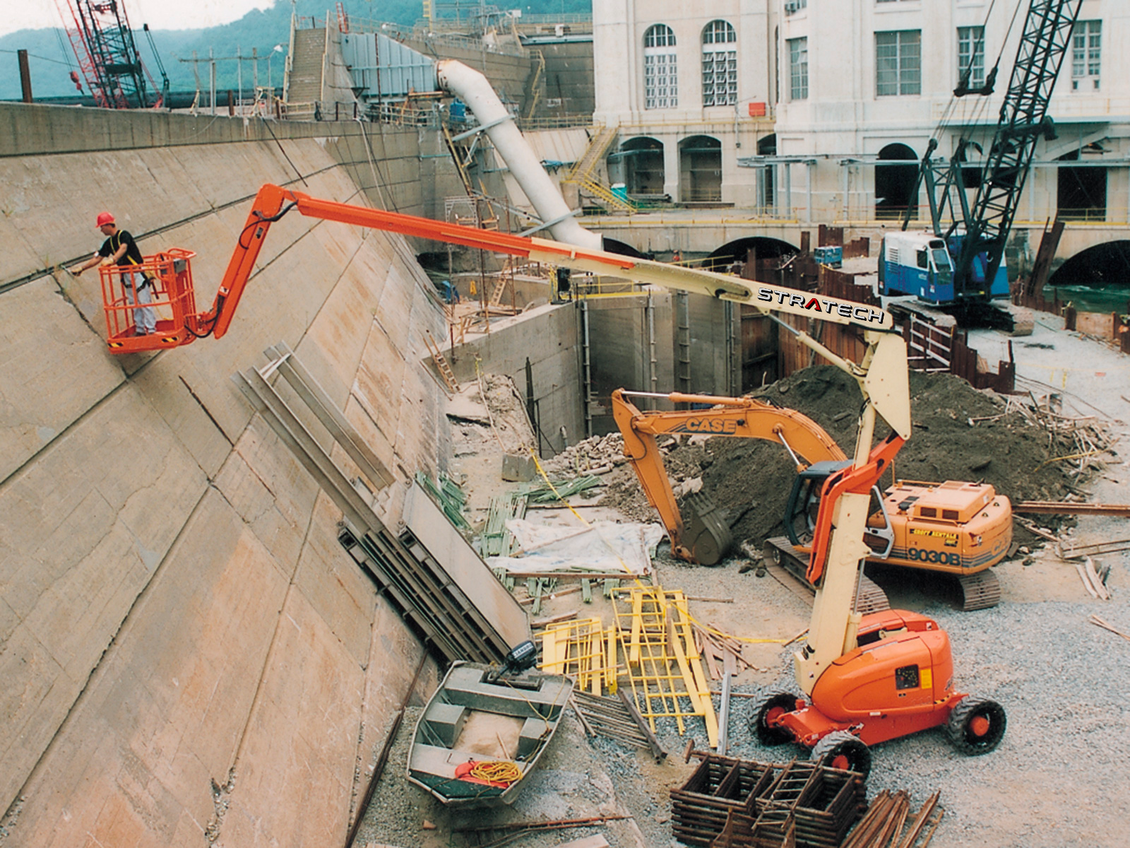 Повысьте эффективность вашего проекта в Москве с помощью современных подъемников от Stratech